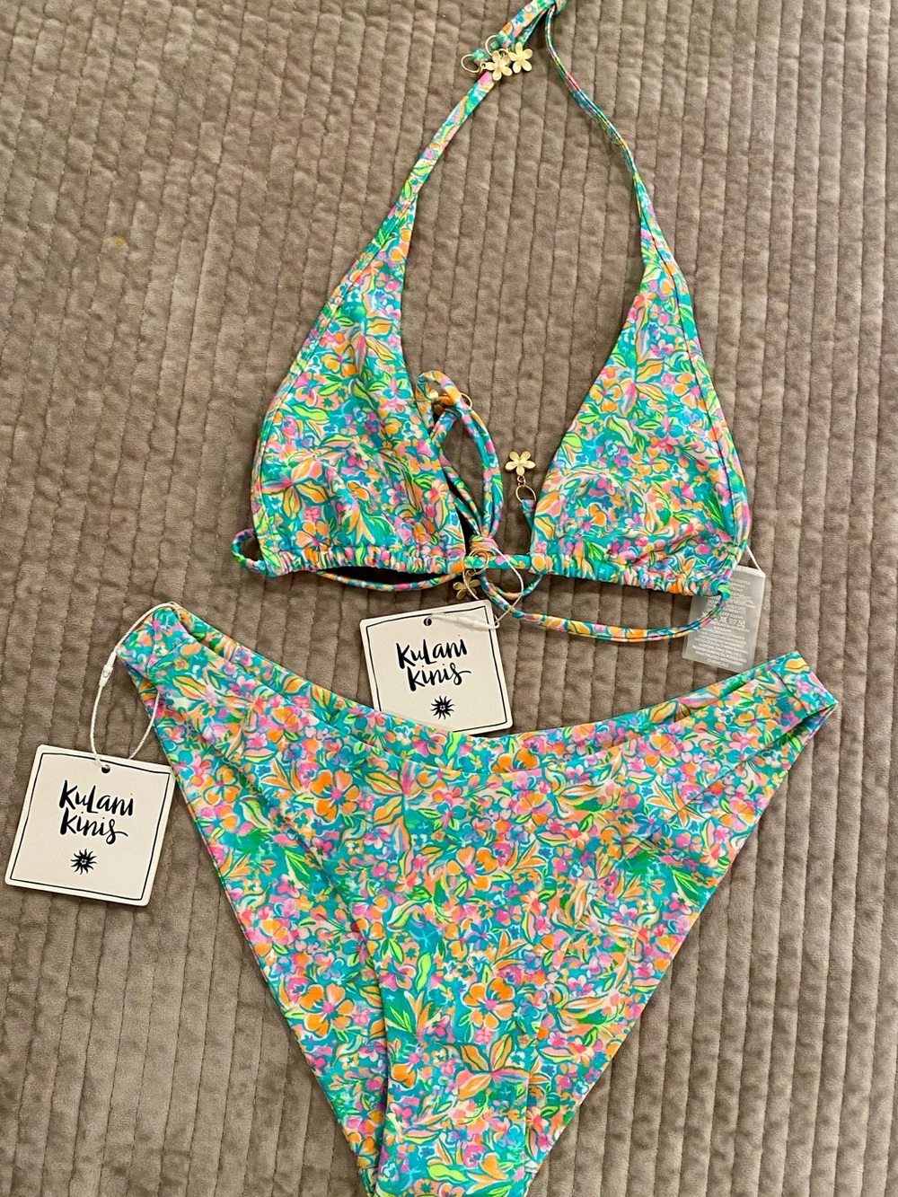 Kulani Kinis Bikini Set – Size S – NWT